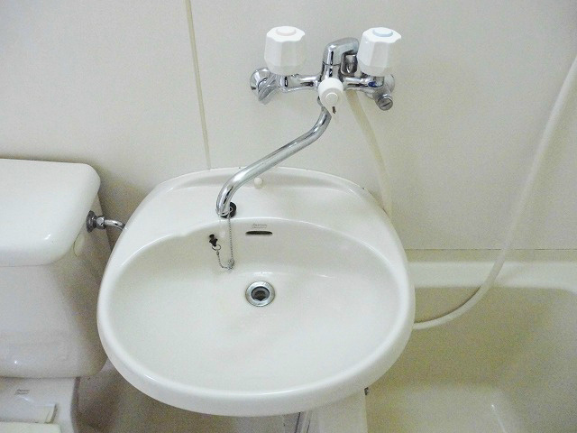 お湯も使える混合水栓。