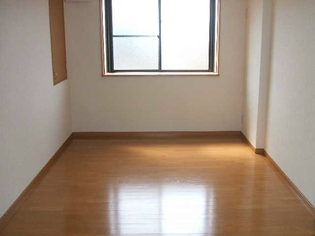 写真は別号室のものです。