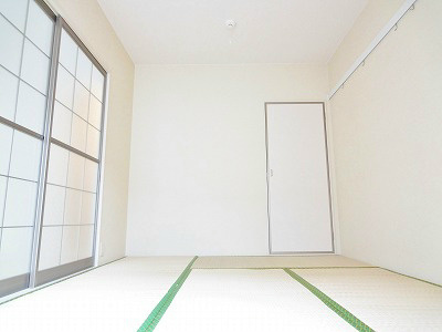 畳のお部屋になります。