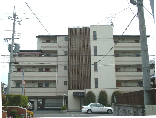 ローベルジーヌ野洲