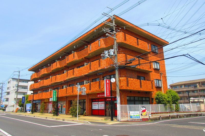 アベニューとみた