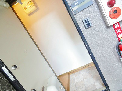 大きな玄関なります。