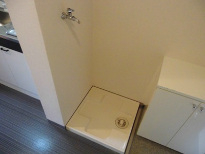 写真は103号室のものです。