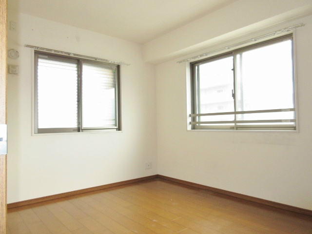 角部屋です。