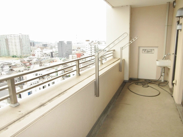 バルコニーはこの広さです。