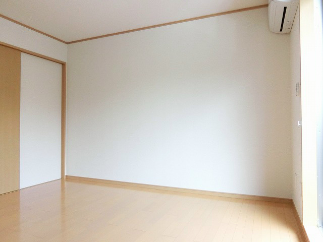 洋室8帖