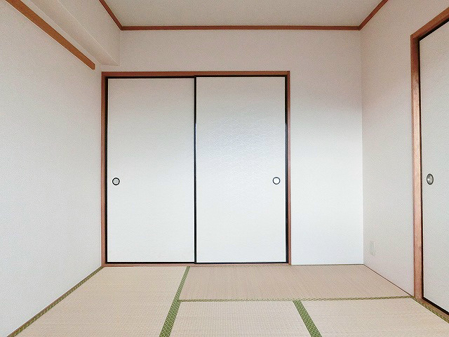 明るくキレイな和室。
