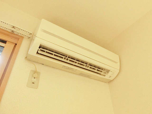 エアコン付きです。どんな季節も快適にお使いいただけます。
