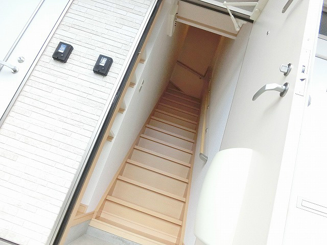 2階の居室への階段も専有スペースとなっています。