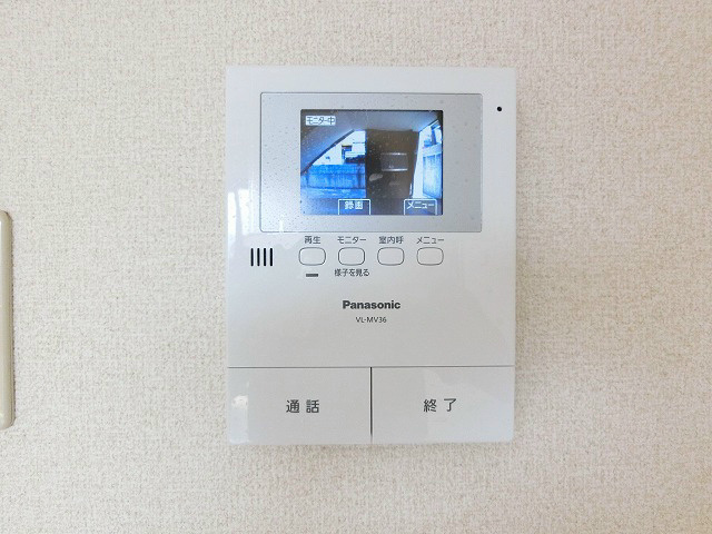 写真は同型タイプの室内写真です。