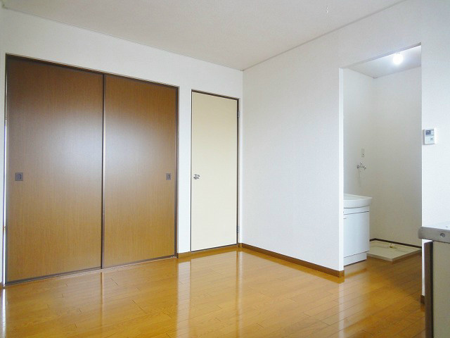 広々としたリビングになります。