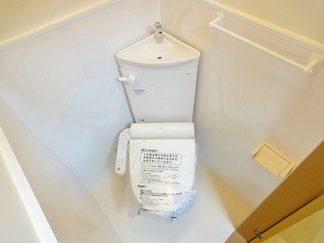 清潔感のあるトイレです。