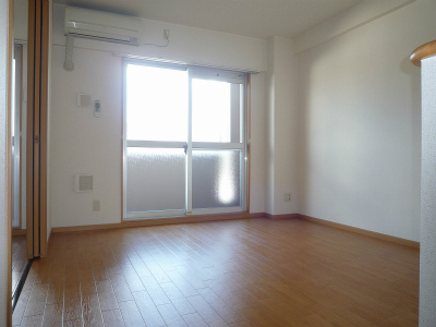 洋室6帖のお部屋です
