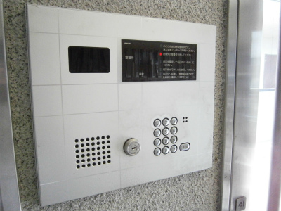 オートロック完備