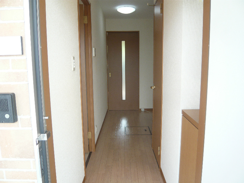 ※画像は103号室参照です。