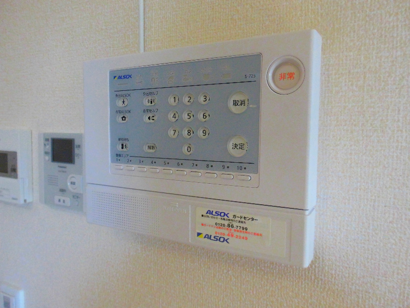 室内写真は102号室です