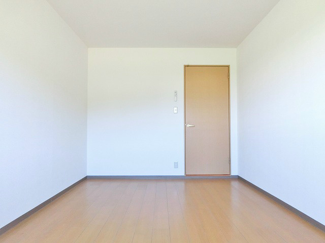 8.6帖と大変広い洋室