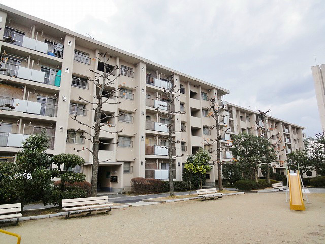 守山駅前東住宅2号棟