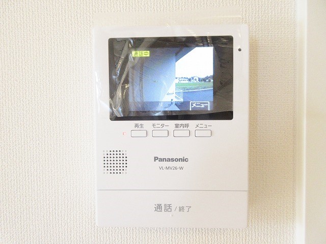 同型室内写真