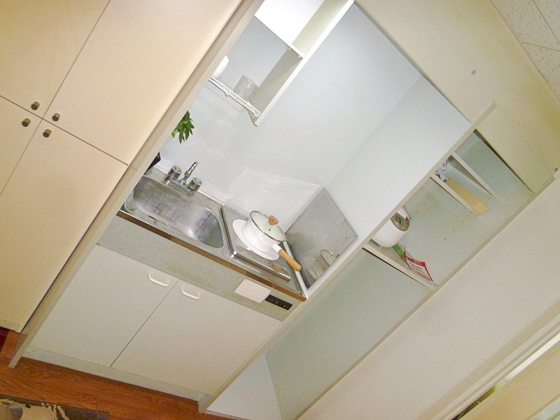 ※実際のお部屋は家具・家電なしです。