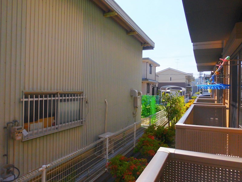 写真は101号室
