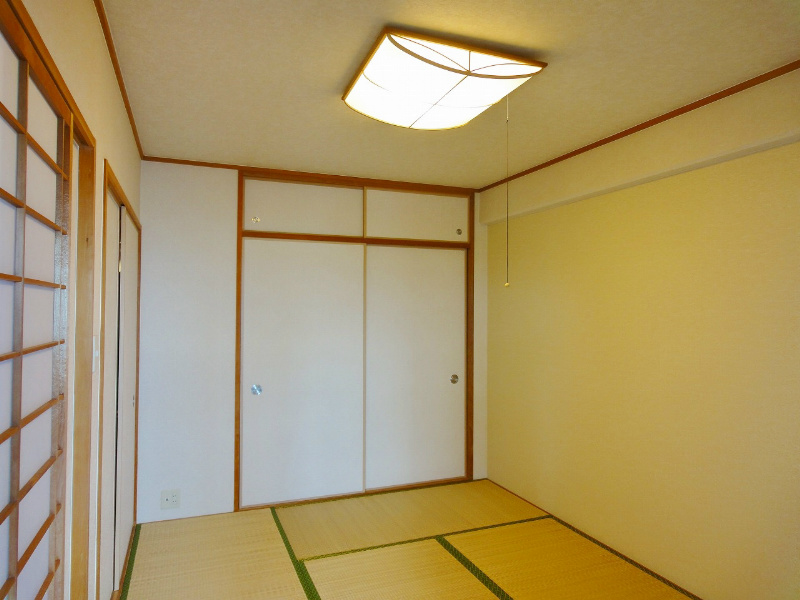 写真は他のお部屋のものです。参考程度にご覧ください