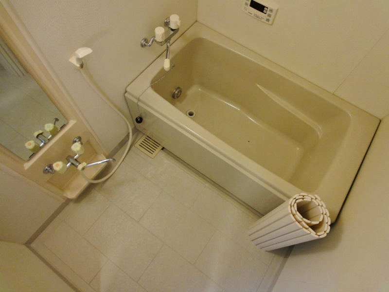 写真は他のお部屋のものです。参考程度にご覧ください