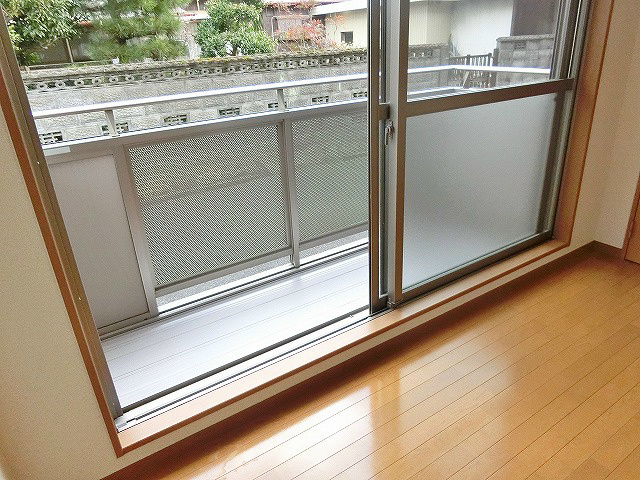 通気性を考慮したバルコニー