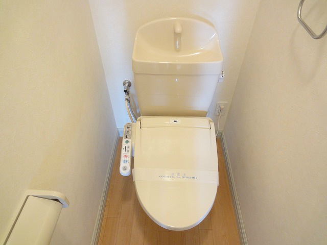 清潔感のあるトイレになります
