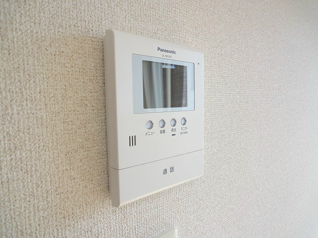 テレビモニターインタ―ホン付きセキュリティです