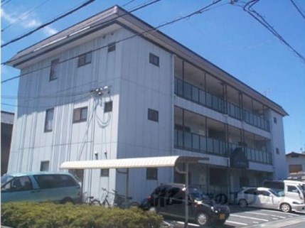 ハイツ中川