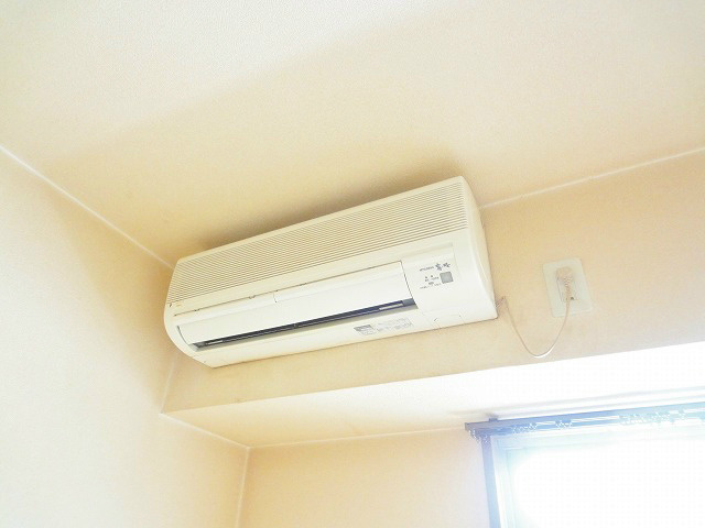 エアコンが設備で取り付けられています。