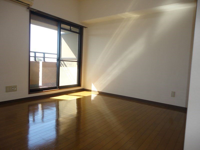 窓がたくさんのお部屋