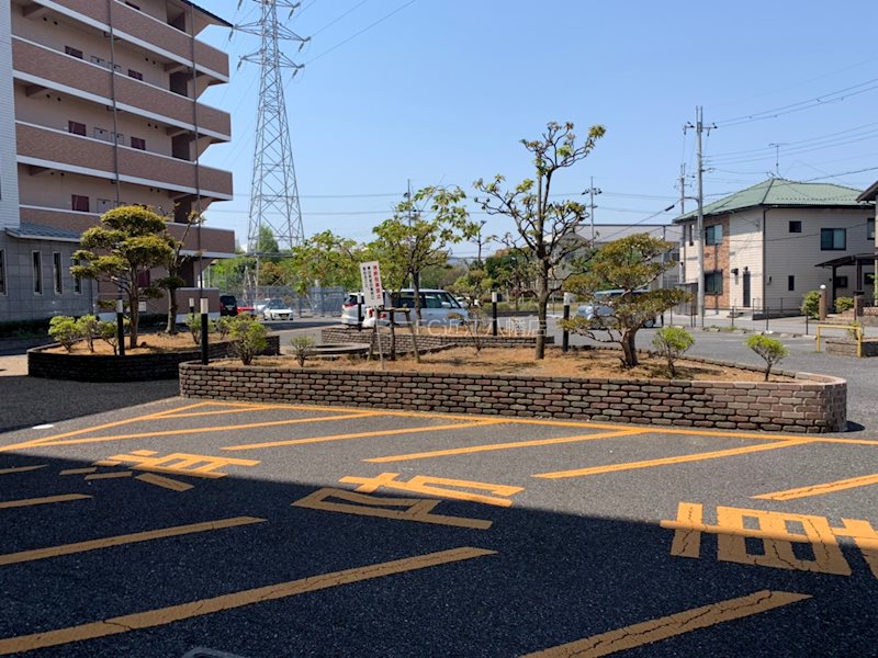 広々とした駐車場です☆