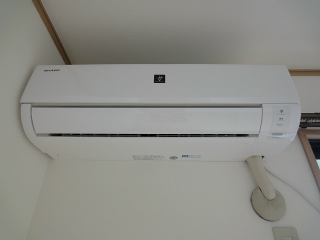 エアコン1基ついてます。