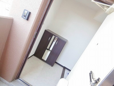 大きな玄関になります。