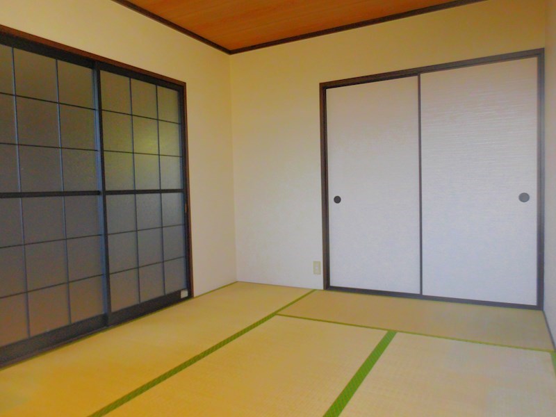 寝室にどうぞ♪