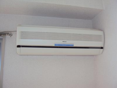 エアコン１基付