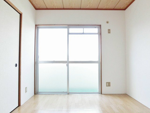 写真は別室です。