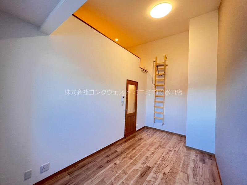 204号室の内装写真です。