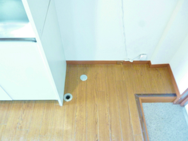 洗濯機は中に置けます