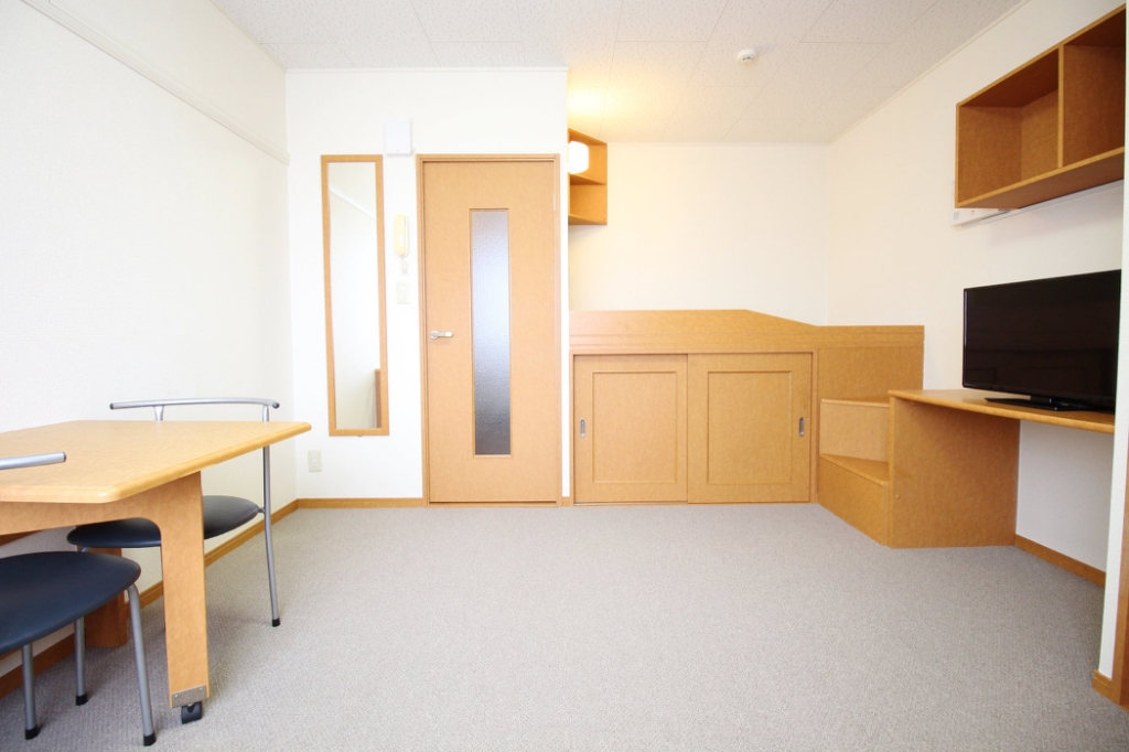 隠れ収納有り♪お部屋で探してみて下さい！