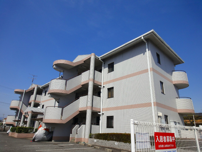 スリーハイム