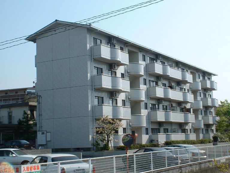 ヴェラハイツ山本