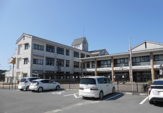 玉緒小学校まで780m