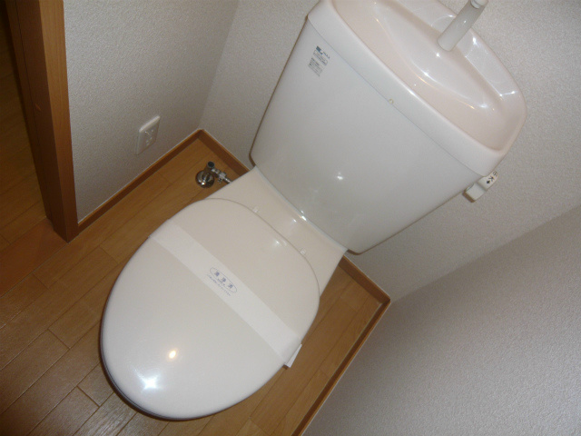 写真はⅡ103号室のものです。