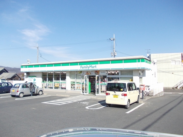 ファミリーマート甲西三雲店まで270m