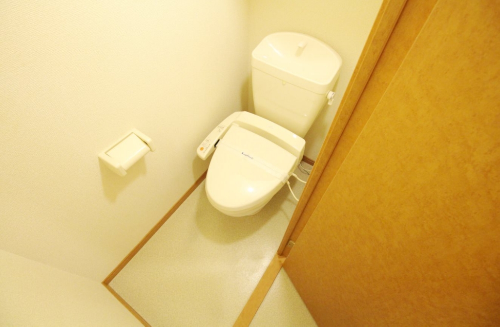 温水洗浄便座付きのセパレート仕様です♪