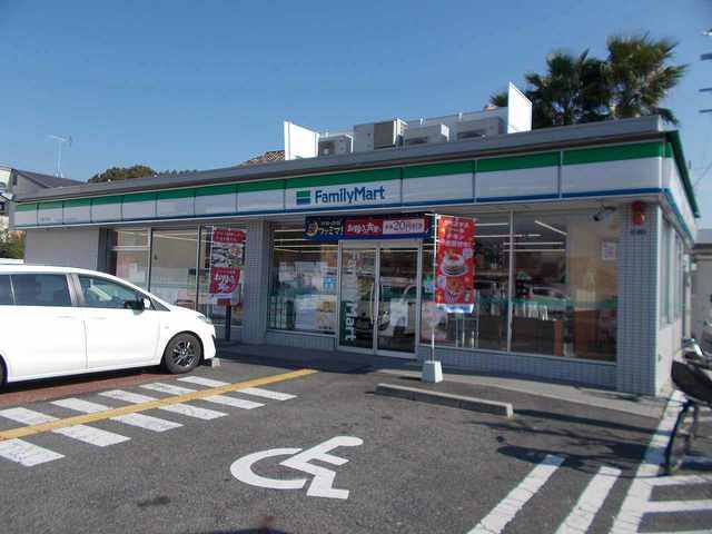 ファミリーマート栗東手原店まで427m