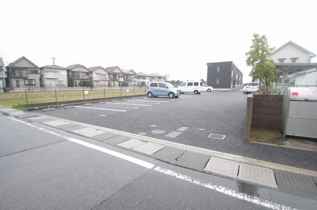 駐車場100％完備♪